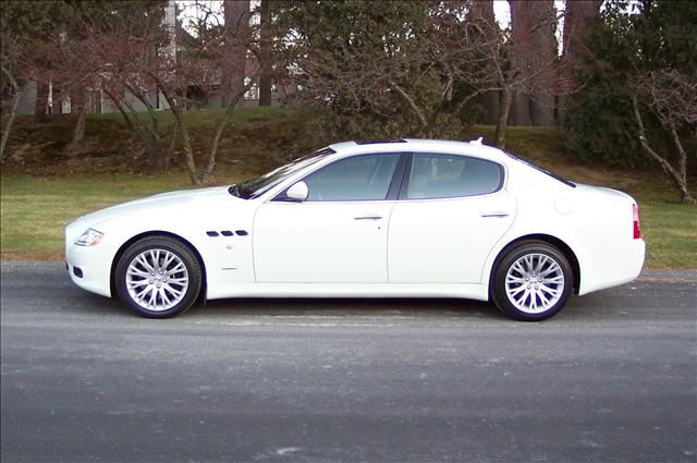 Maserati Quattroporte 2009 photo 1