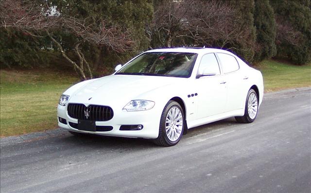 Maserati Quattroporte 2009 photo 4