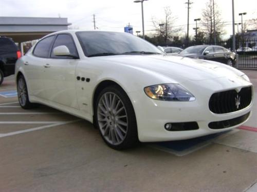 Maserati Quattroporte 2011 photo 3