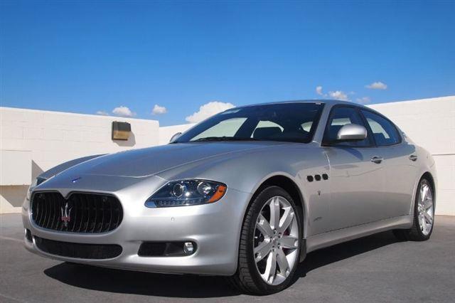 Maserati Quattroporte 2011 photo 2