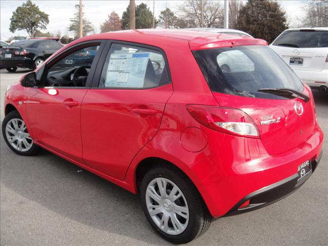 Mazda 2 2011 photo 5