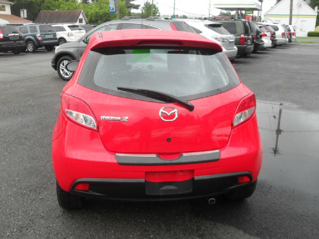 Mazda 2 2012 photo 10