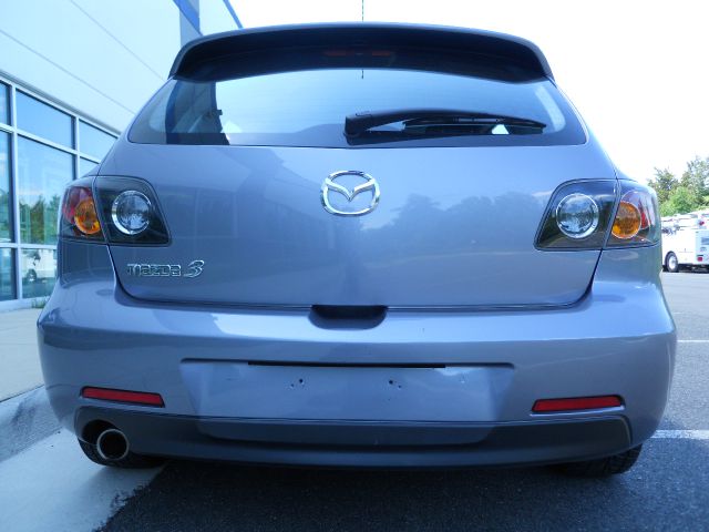 Mazda 3 2004 photo 2