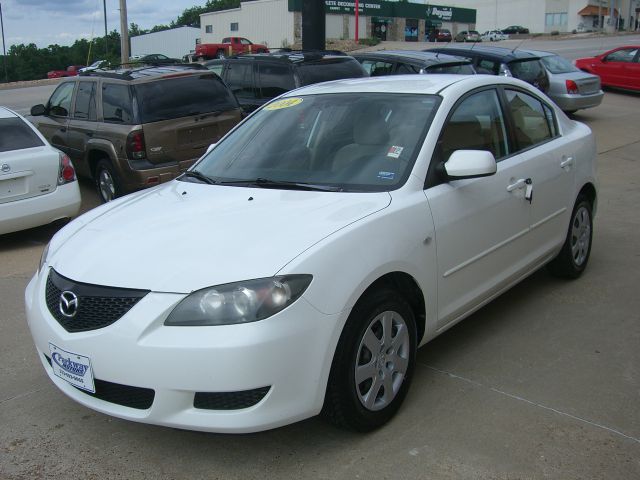 Mazda 3 2004 photo 1