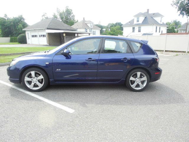 Mazda 3 LT W/3.9l Hatchback