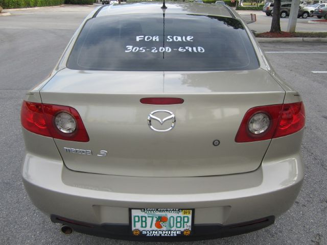 Mazda 3 2004 photo 1