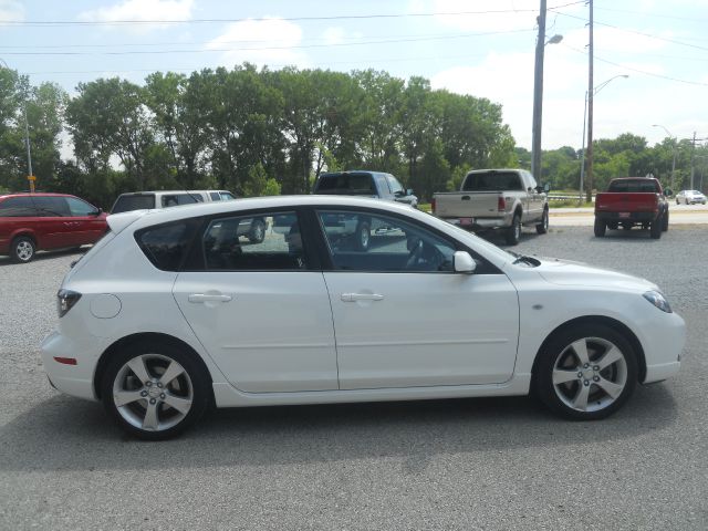 Mazda 3 2004 photo 2