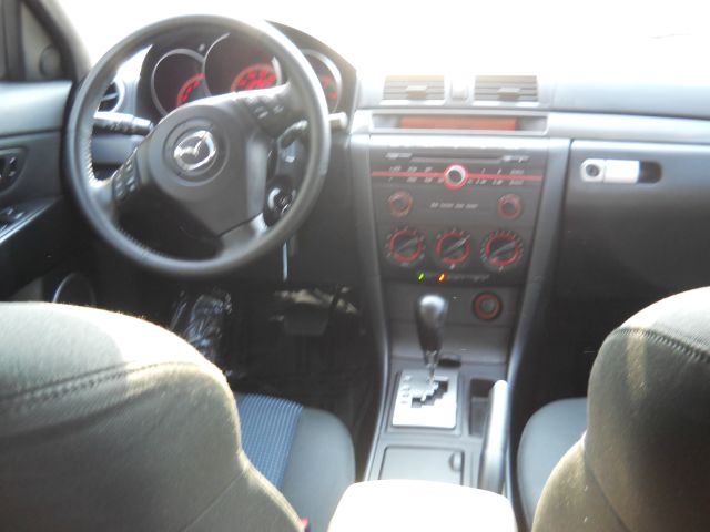 Mazda 3 2004 photo 1