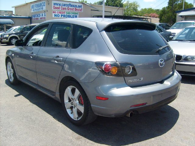 Mazda 3 2004 photo 2