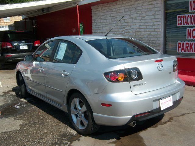 Mazda 3 2004 photo 2