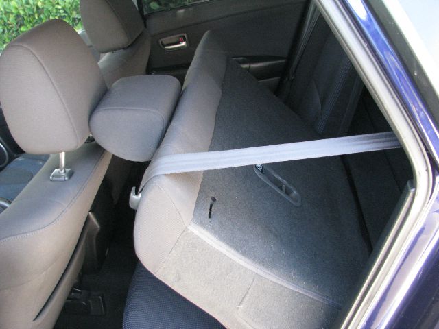 Mazda 3 2004 photo 4