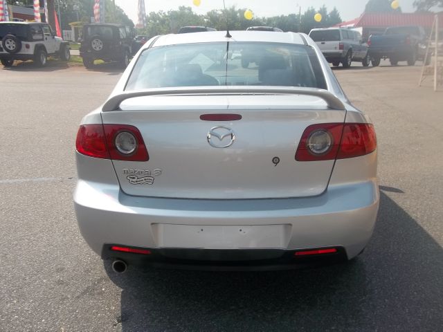 Mazda 3 2005 photo 1