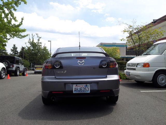 Mazda 3 2005 photo 1