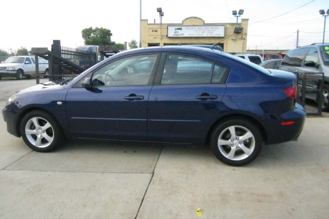 Mazda 3 3.9L LT Sedan