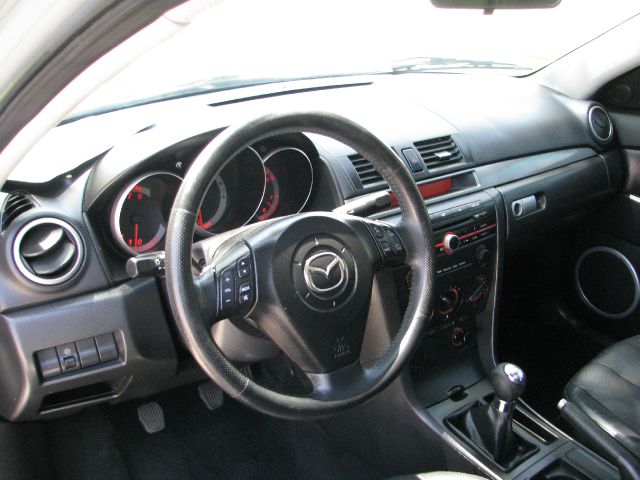 Mazda 3 2005 photo 1