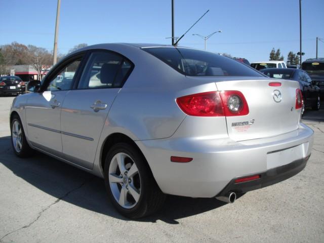 Mazda 3 2005 photo 2