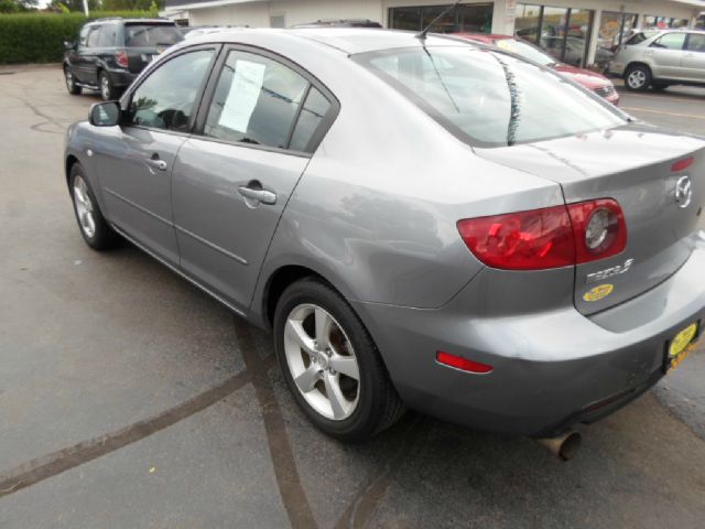 Mazda 3 2005 photo 2