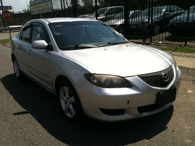 Mazda 3 3.9L LT Sedan