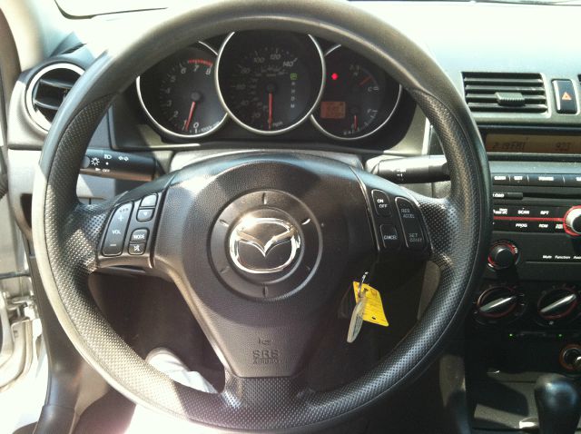 Mazda 3 2005 photo 1