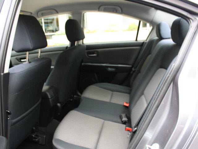 Mazda 3 2005 photo 13