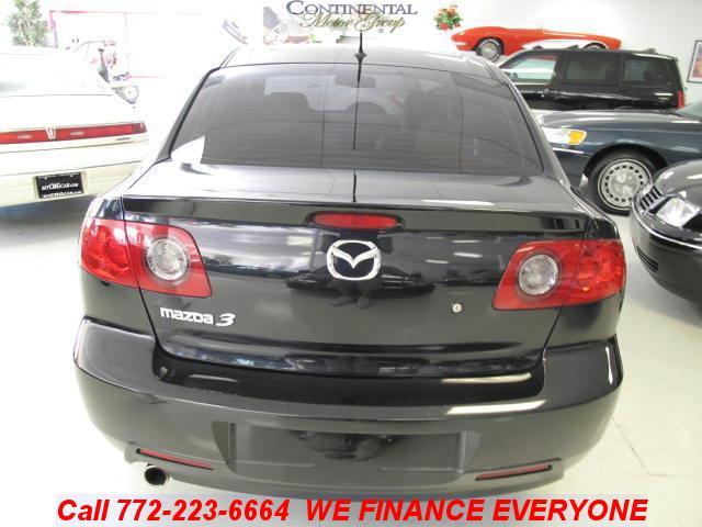 Mazda 3 2006 photo 4