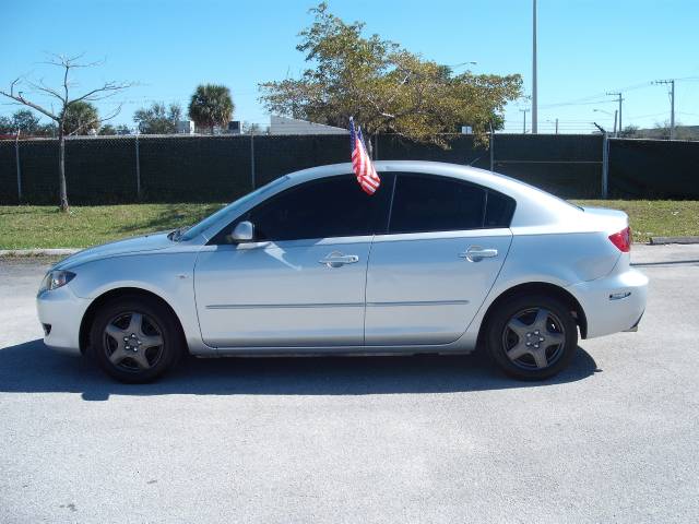 Mazda 3 2006 photo 2