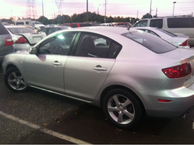 Mazda 3 2006 photo 2