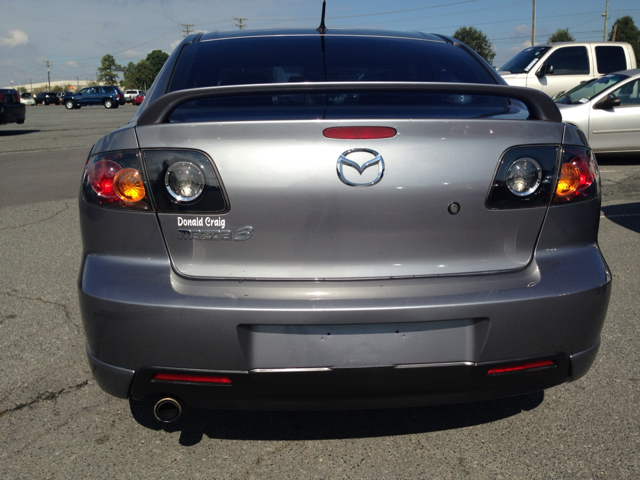 Mazda 3 2006 photo 4