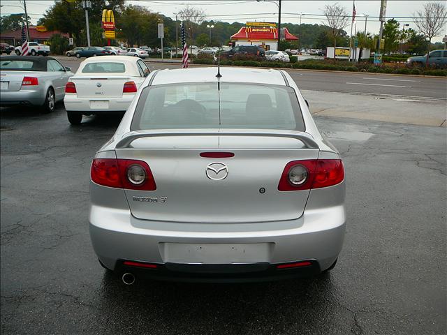 Mazda 3 2006 photo 3