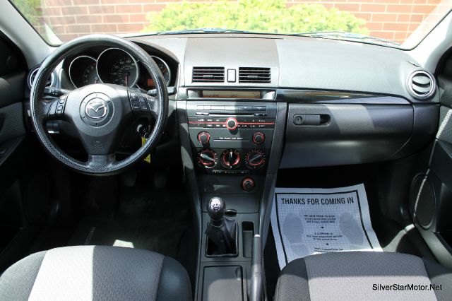 Mazda 3 2006 photo 9