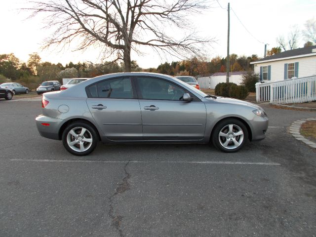 Mazda 3 2006 photo 4