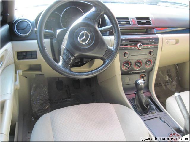 Mazda 3 2006 photo 3