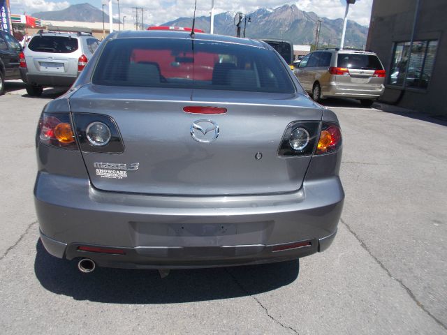 Mazda 3 2006 photo 4