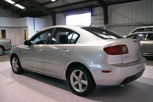 Mazda 3 2006 photo 2