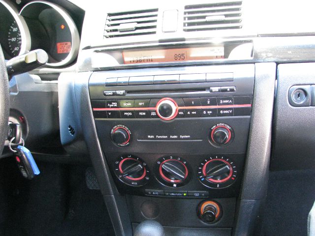 Mazda 3 2006 photo 12