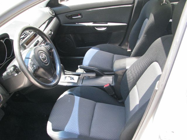 Mazda 3 2006 photo 34