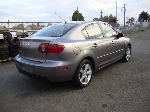 Mazda 3 2006 photo 2