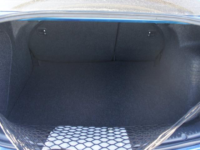 Mazda 3 2006 photo 4