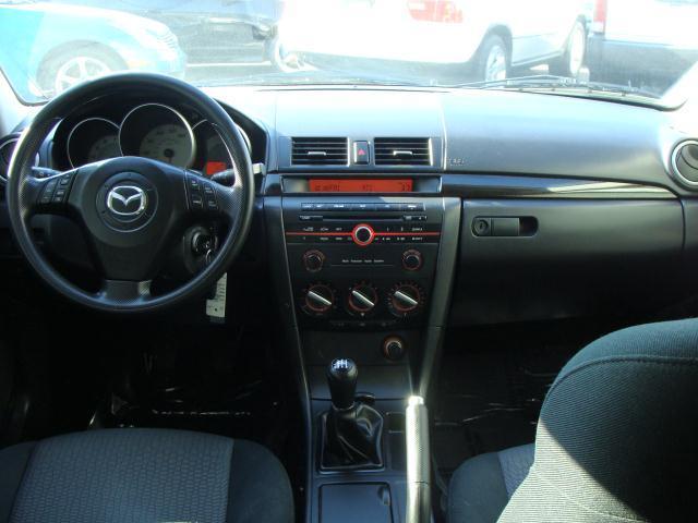 Mazda 3 2007 photo 1