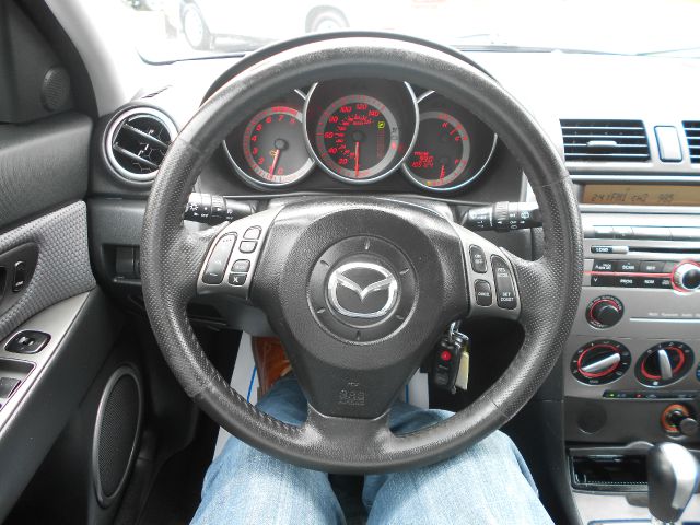 Mazda 3 2007 photo 2