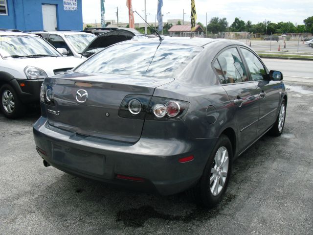 Mazda 3 2007 photo 2