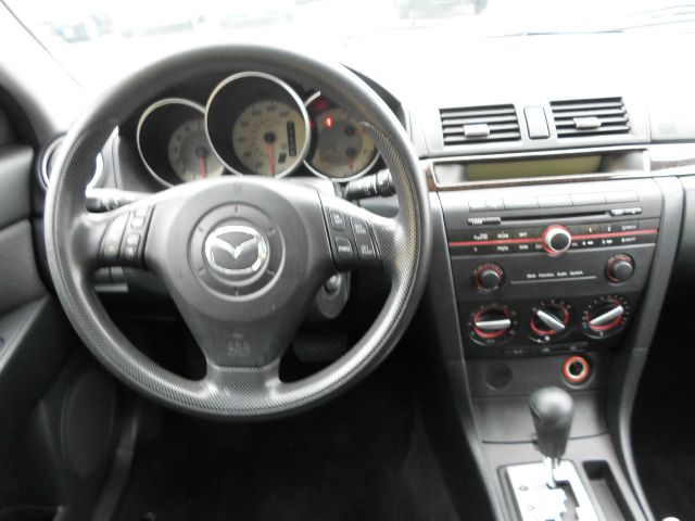 Mazda 3 2007 photo 4