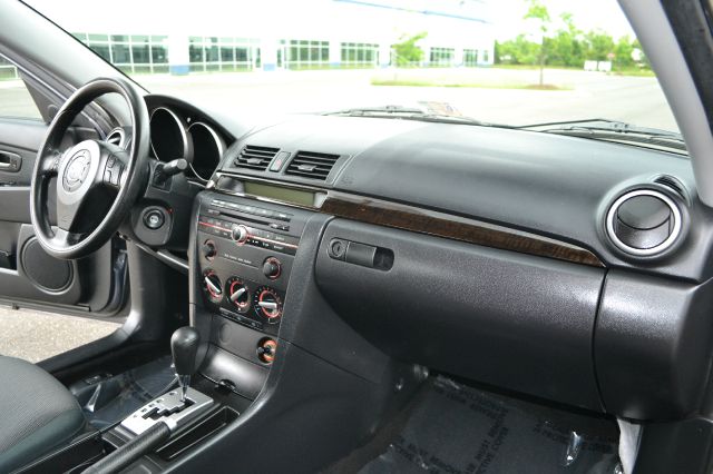 Mazda 3 2007 photo 4