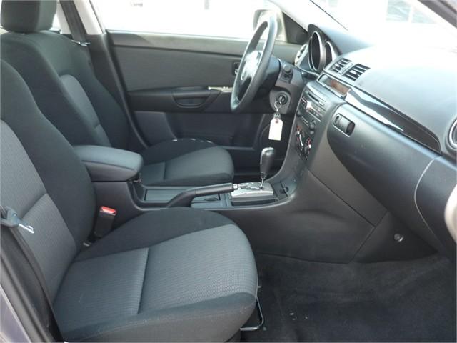 Mazda 3 2009 photo 3