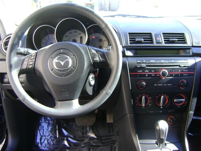 Mazda 3 2009 photo 1