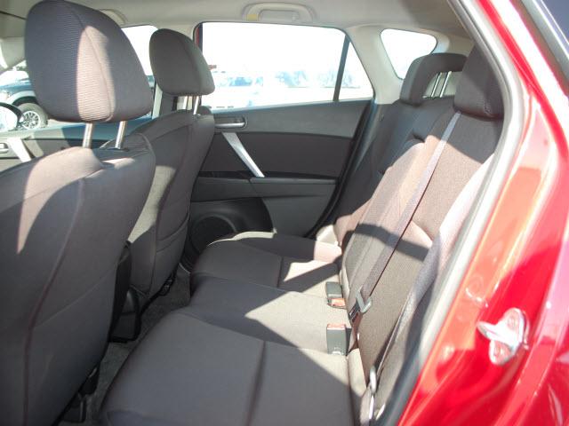 Mazda 3 2010 photo 4