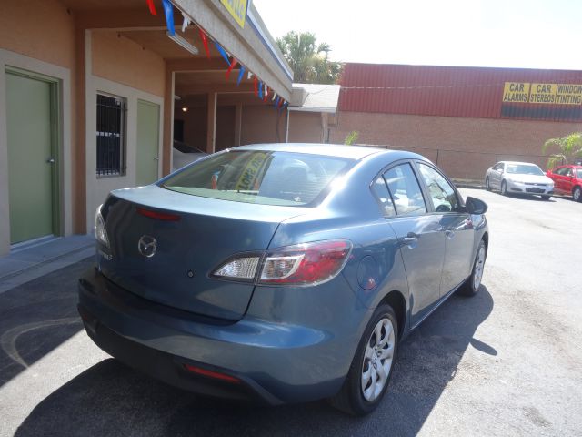 Mazda 3 2010 photo 1