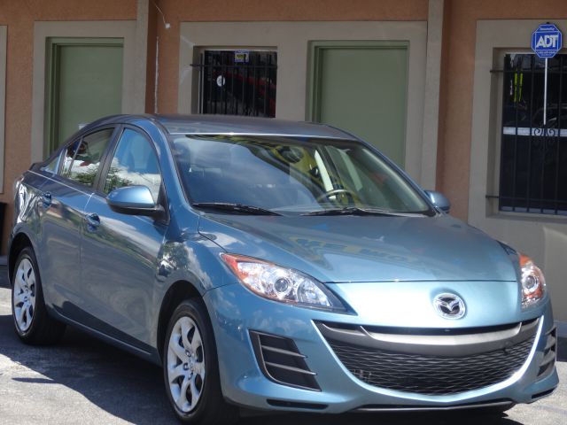 Mazda 3 2010 photo 2