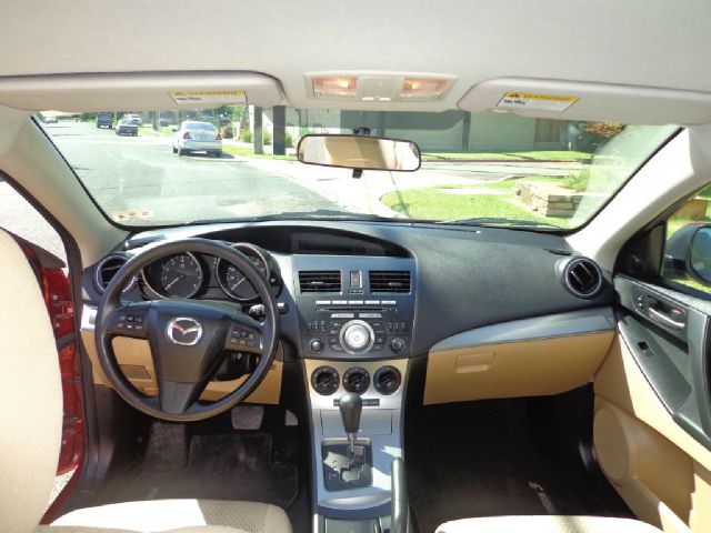 Mazda 3 2010 photo 2