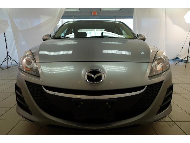 Mazda 3 2010 photo 2